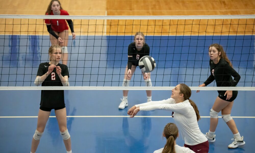 Las posiciones en voleibol determinan el rol de cada jugador en el equipo.